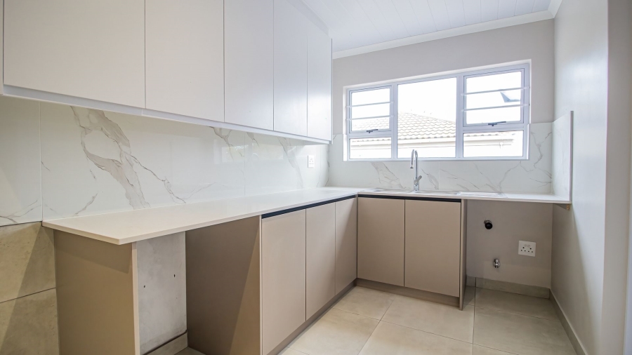 4 Bedroom Property for Sale in Country Club Western Cape